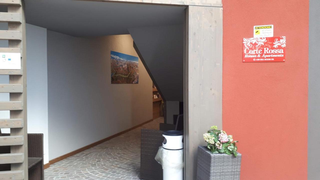 Corte Rossa Rooms&Apartments Tirano Esterno foto