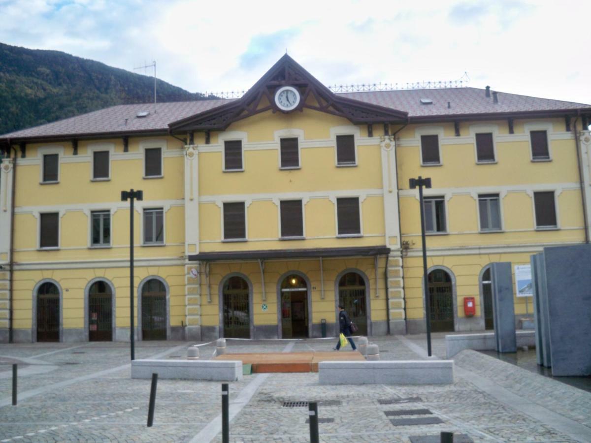 Corte Rossa Rooms&Apartments Tirano Esterno foto